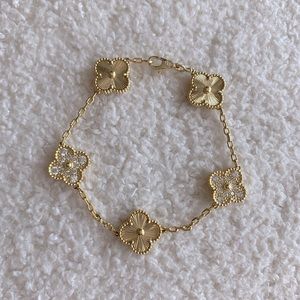 5 Clover Bracelet